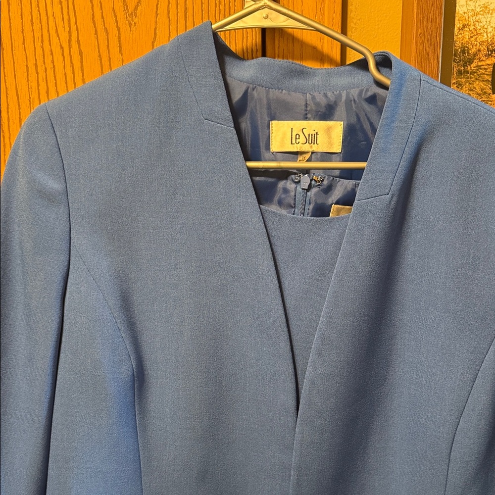 Le Suit Classic Blue Jacket